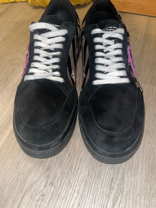 Off-White - Picture 6 of 15